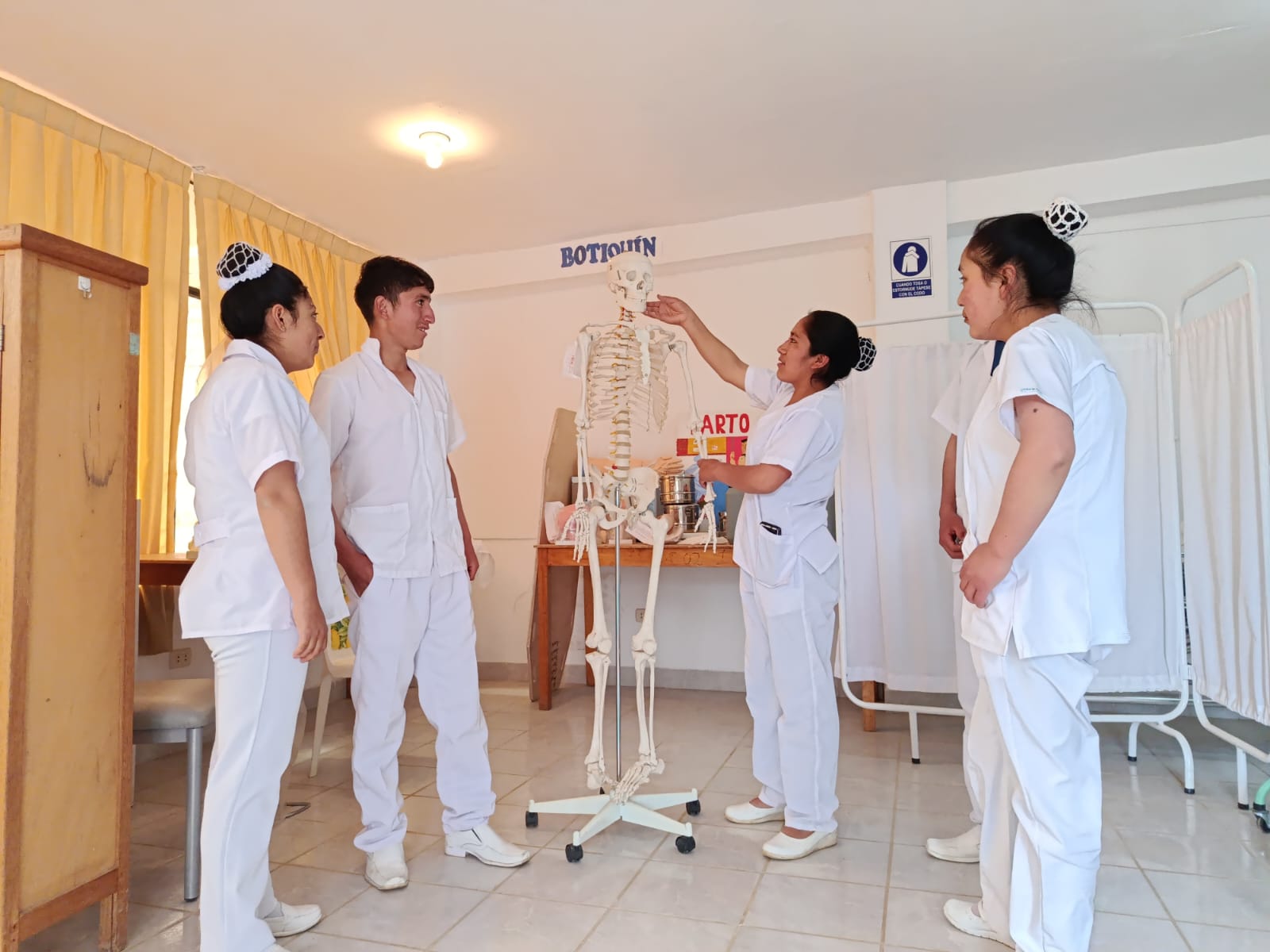 ANATOMIA Y FISIOLOGIA HUMANA